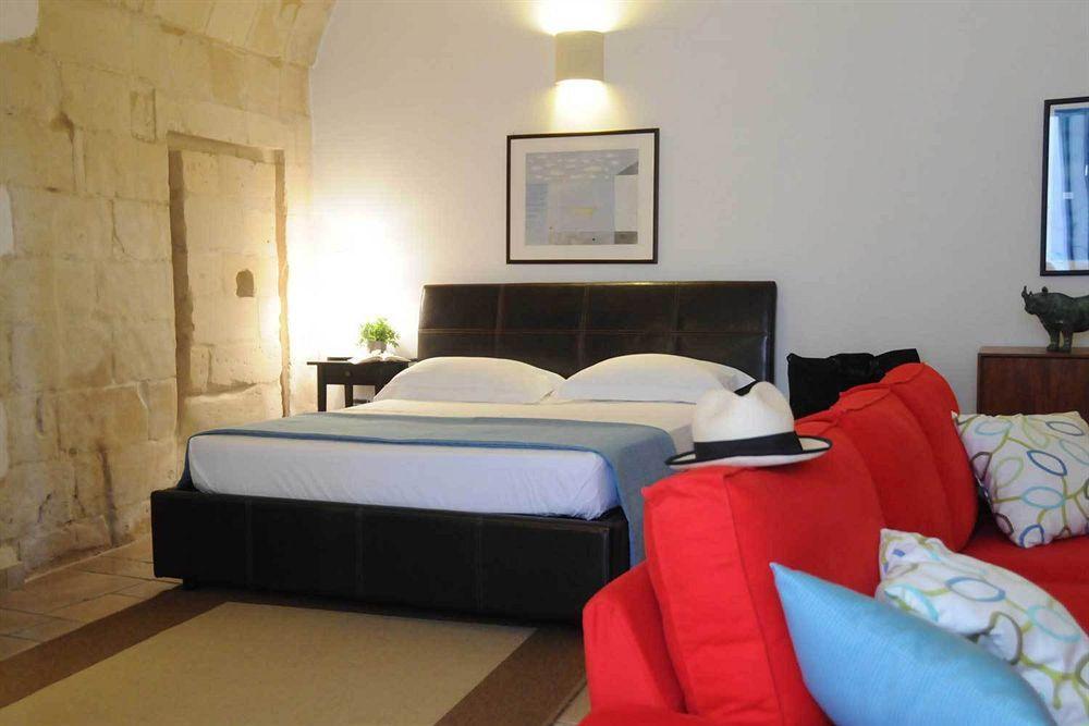 Sacre Bleu Apartments Lecce Exterior photo