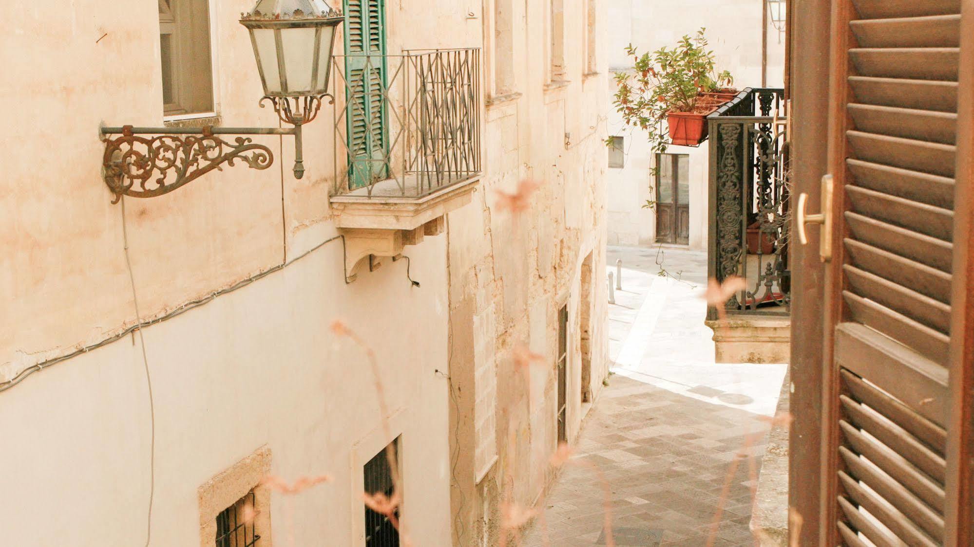 Sacre Bleu Apartments Lecce Exterior photo